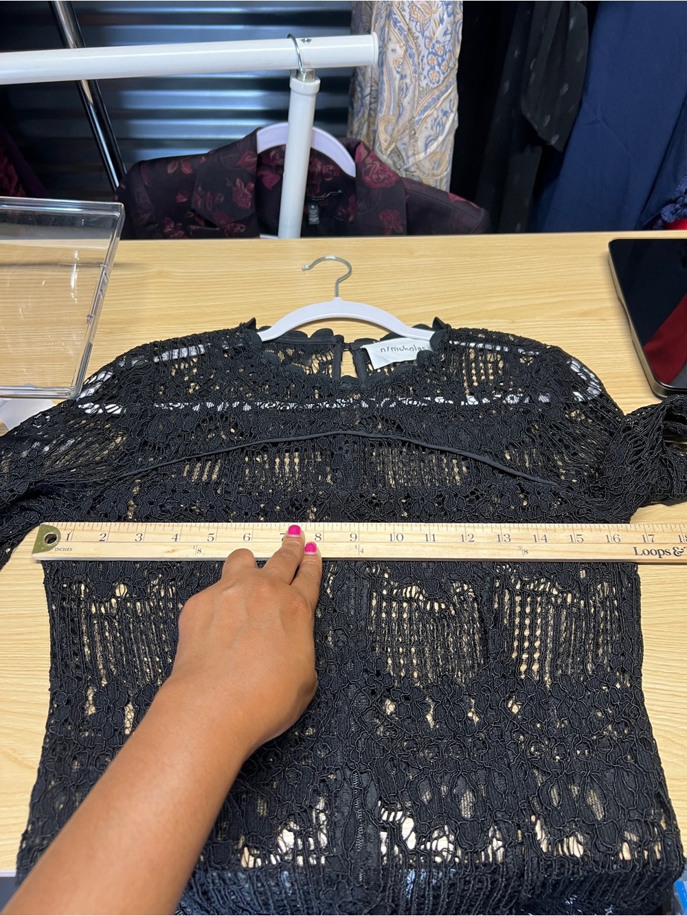 N/Nicholas Black Sheer Lace Long Bell Sleeve Blouse Top Size 4 - Picture 15 of 16